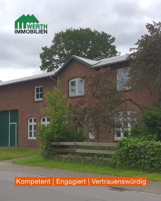 🌟Wohnhaus mit Stallungen und historischer Schmiede!
📋 Objektdetails:
Wohnfläche: 190 m²
Zimmer: 8 Zimmer
Kaufpreis: 210.000,00 €
PLZ: 25729
Ort: Windbergen
Baujahr: 1830
⚡ Energieausweisdaten:
Energieausweistyp: Bedarfsausweis
Endenergiebedarf: 300,7 kWh/(m²a)
Energieträger: Öl
Effizienzklasse: H
Vereinbare noch heute Deinen persönlichen Besichtigungstermin! 🏡 Kontaktiere uns jetzt, um mehr zu erfahren. 🔑 Ansprechpartner: Hauke König
#Immobilien #HausKaufen #WohnungMieten #Immobilienmakler #HausVerkaufen #Immobilienangebote